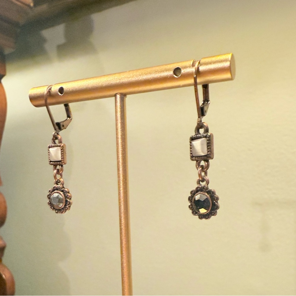 Vintage Gold and Silver 1” Drop Earrings - Picture 6 of 7